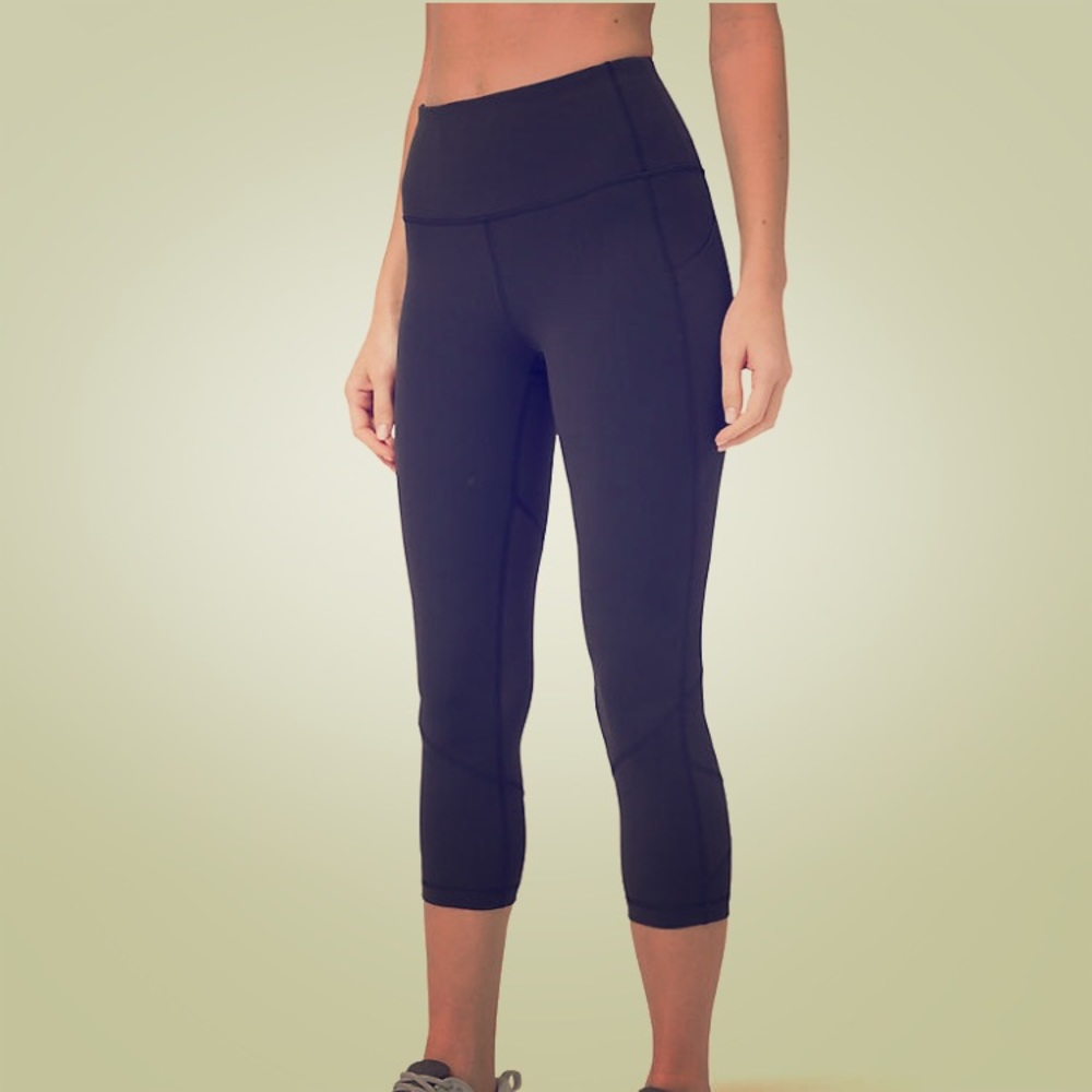 Lululemon pace rival high rise crop
